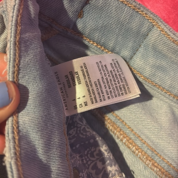 American eagle mom jeans - Picture 3 of 4